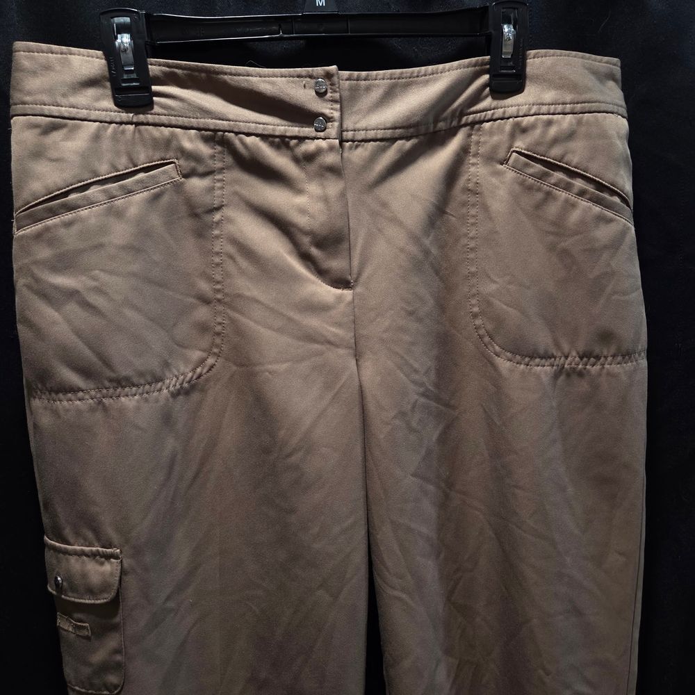 IZOD Golf Khaki Utility Performance Poly Stretch Cargo Pants SZ 14 Regular